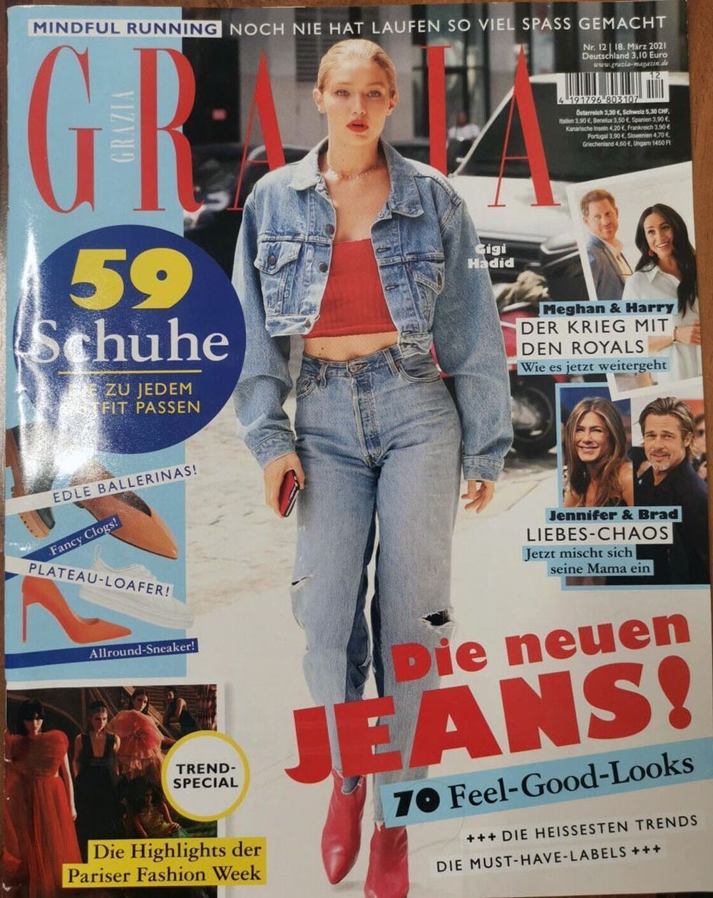 Grazia Magazin Deutschland 2021-12 Gigi Hadid Brad Pitt Jennifer Aniston