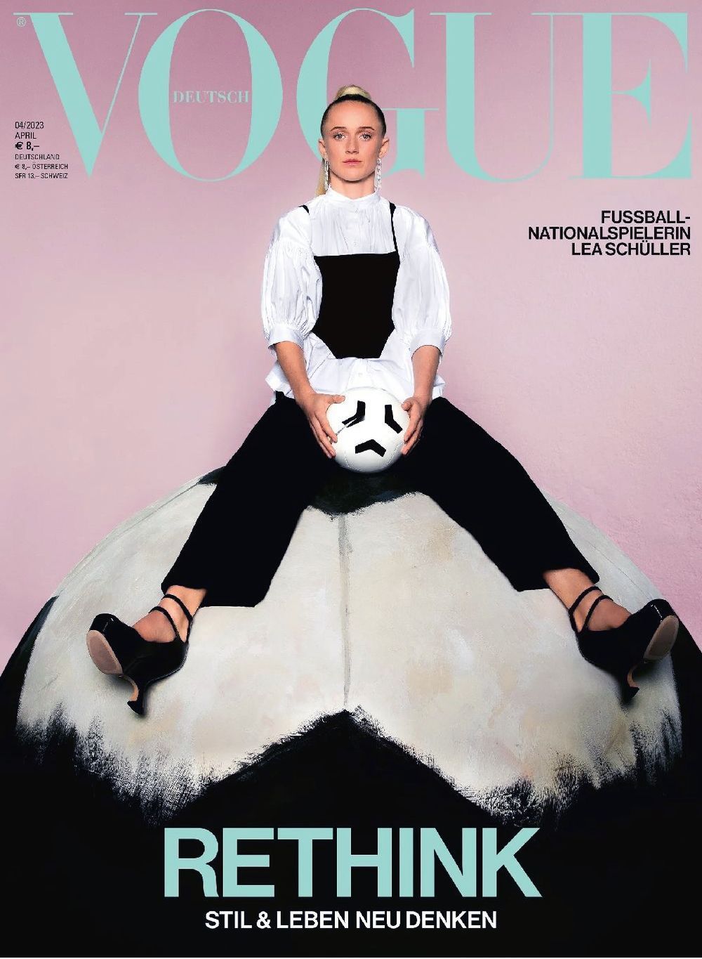 Vogue Magazin Deutschland 2023-04 Lea Schüller